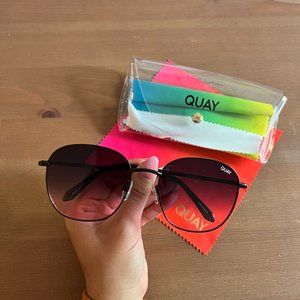 QUAY JEZABELL - BLACK/BLACK PINK FADE